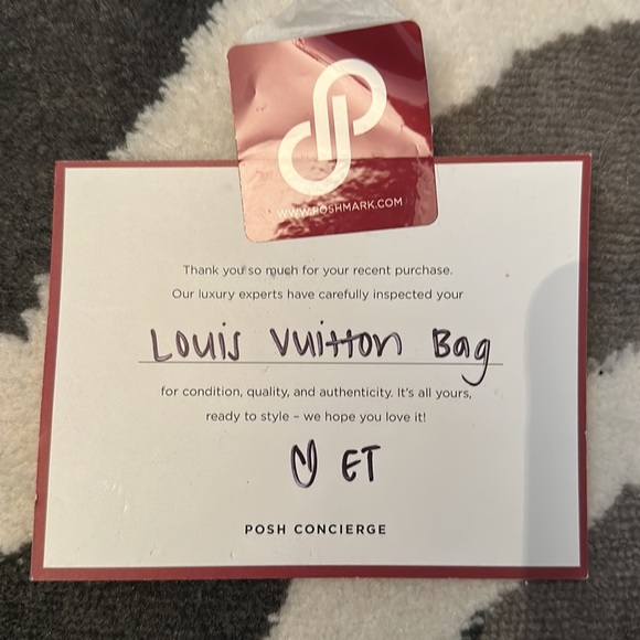 Louis Vuitton Purse - Picture 5 of 8